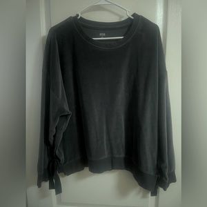 A.N.A super cute velour grey top in XL. Never worn just no tags.